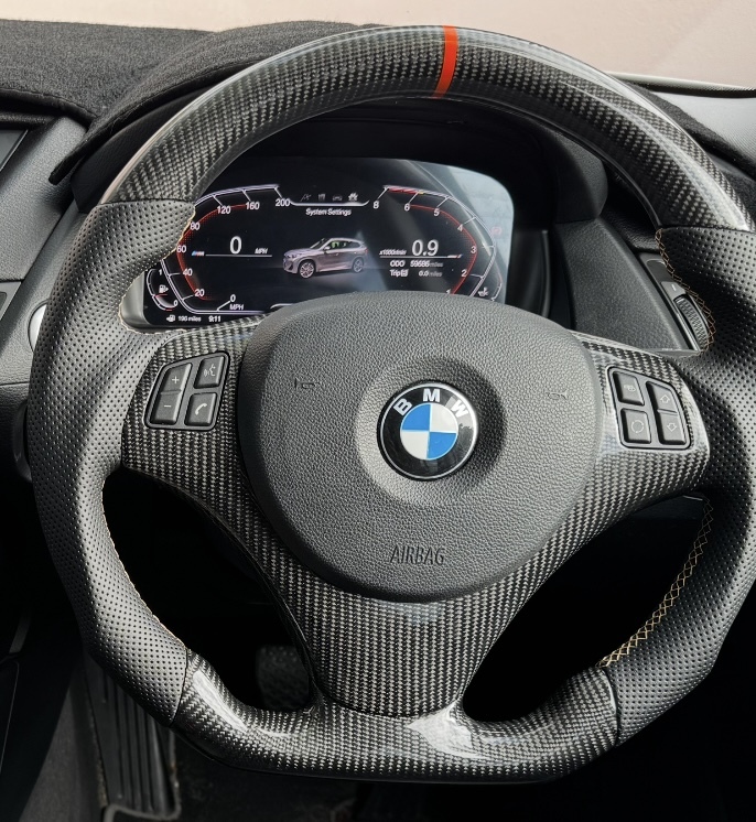 Thomas Müller's BMW Series 3 E92 steering wheel